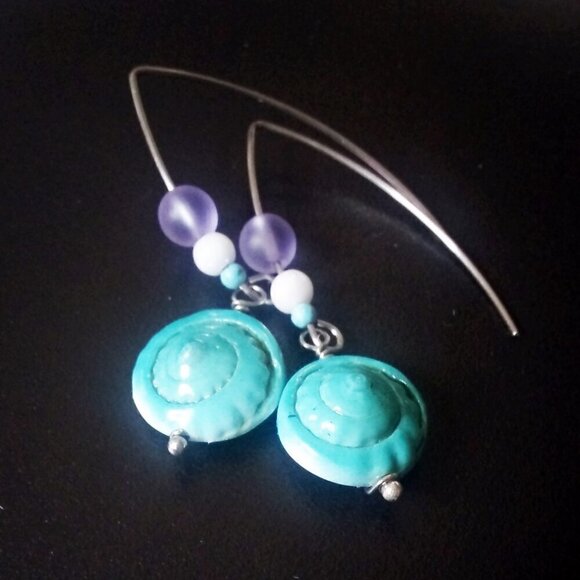 Lilac Lavender Turquoise! Upbeat Multi Colored Shell Bracelet + Earring Set - Picture 11 of 15